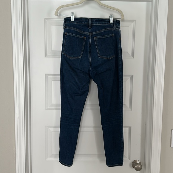 Abercrombie curve love dark wash jeans - Picture 3 of 3